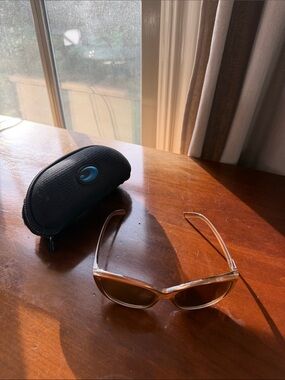 SUNCLOUD Brown Tortoise Sunglasses with Black Case